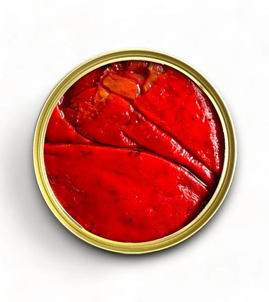 Pimientos del piquillo en una lata y caja con diseño exclusivo, realizados de forma artesanal ideal para rellenar o para tus platos comprar en D'12 Gourmet.