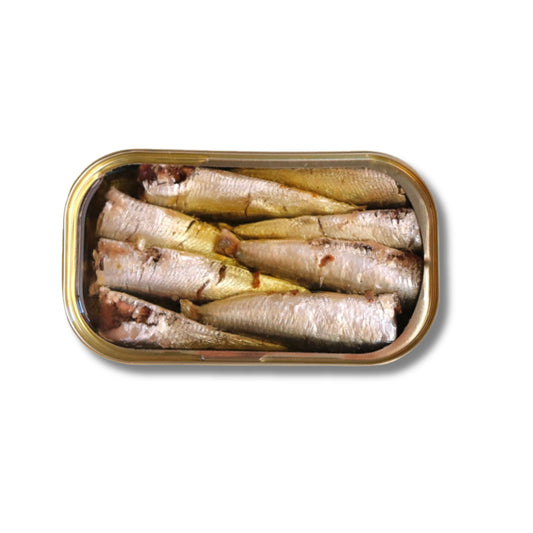 lata abierta de sardinas en aceite de oliva