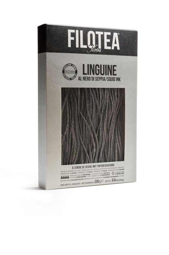 Linguine al huevo con tinta de calamar