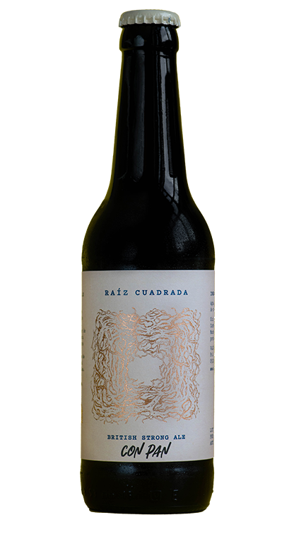 Cerveza Raíz Cuadrada British Strong Ale roja, elegante, sin filtrar, con balance perfecto entre amargor y dulzor de las maltas.