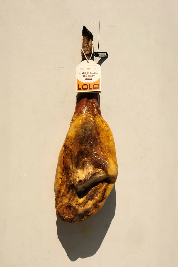 Jamón de bellota pata negra 100% ibérico, pieza entera, el mejor jamón del mundo de Salamanca a D'12 Gourmet.