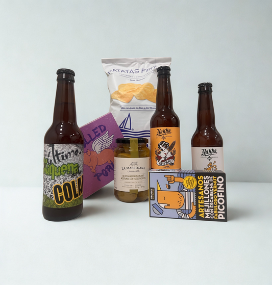 Pack Cervecero Vol. I – La Fiesta de la Espuma: 3 cervezas artesanas (lager, IPA y trigo) con picoteo gourmet para montar tu propio Oktoberfest