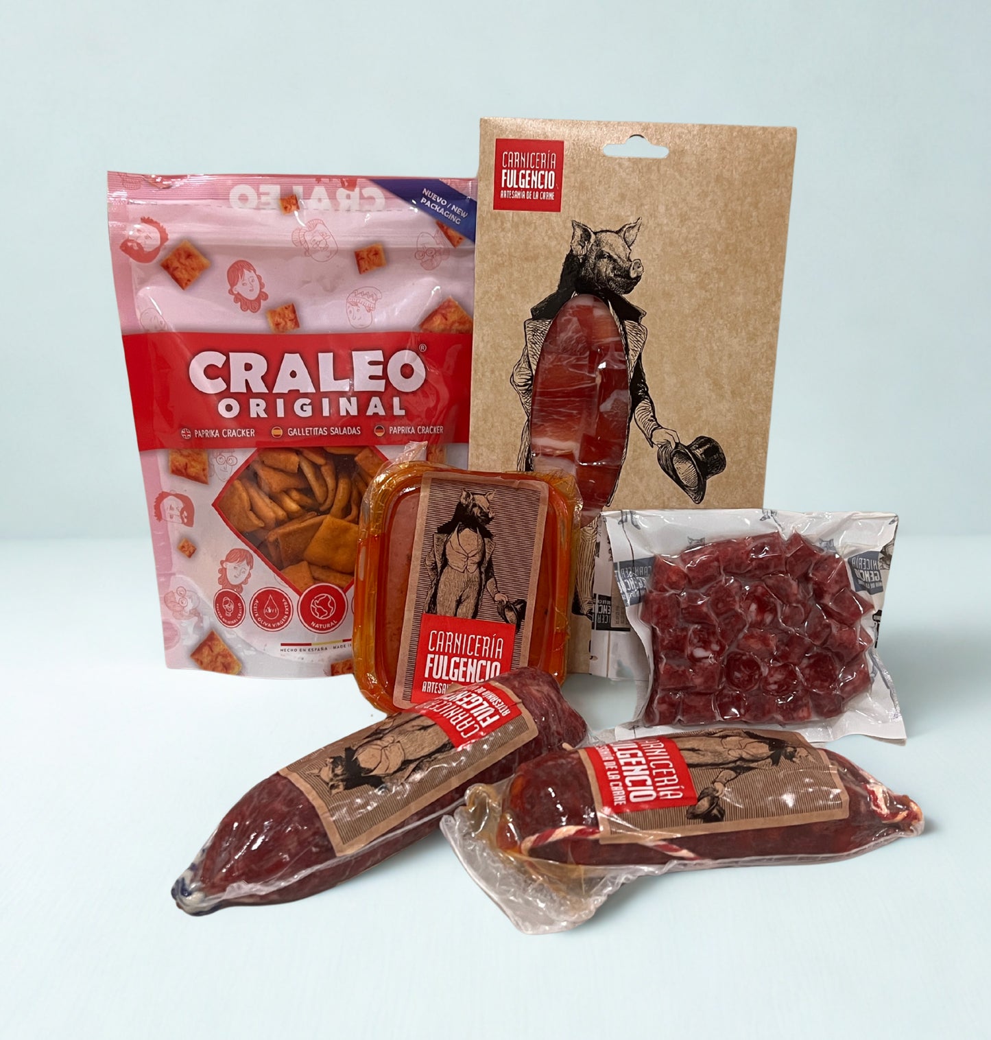 Pack de productos murcianos con jamón, chorizo, salchichón, sobrasada, salchicha de pellizco y galletas Craleo