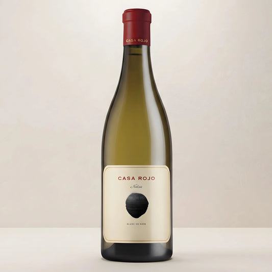 Botella de vino Natsu de Bodegas Casa Rojo sobre fondo blanco, con etiqueta en tono marrón envejecido, una ilustración central y el nombre del vino junto a la información del producto.